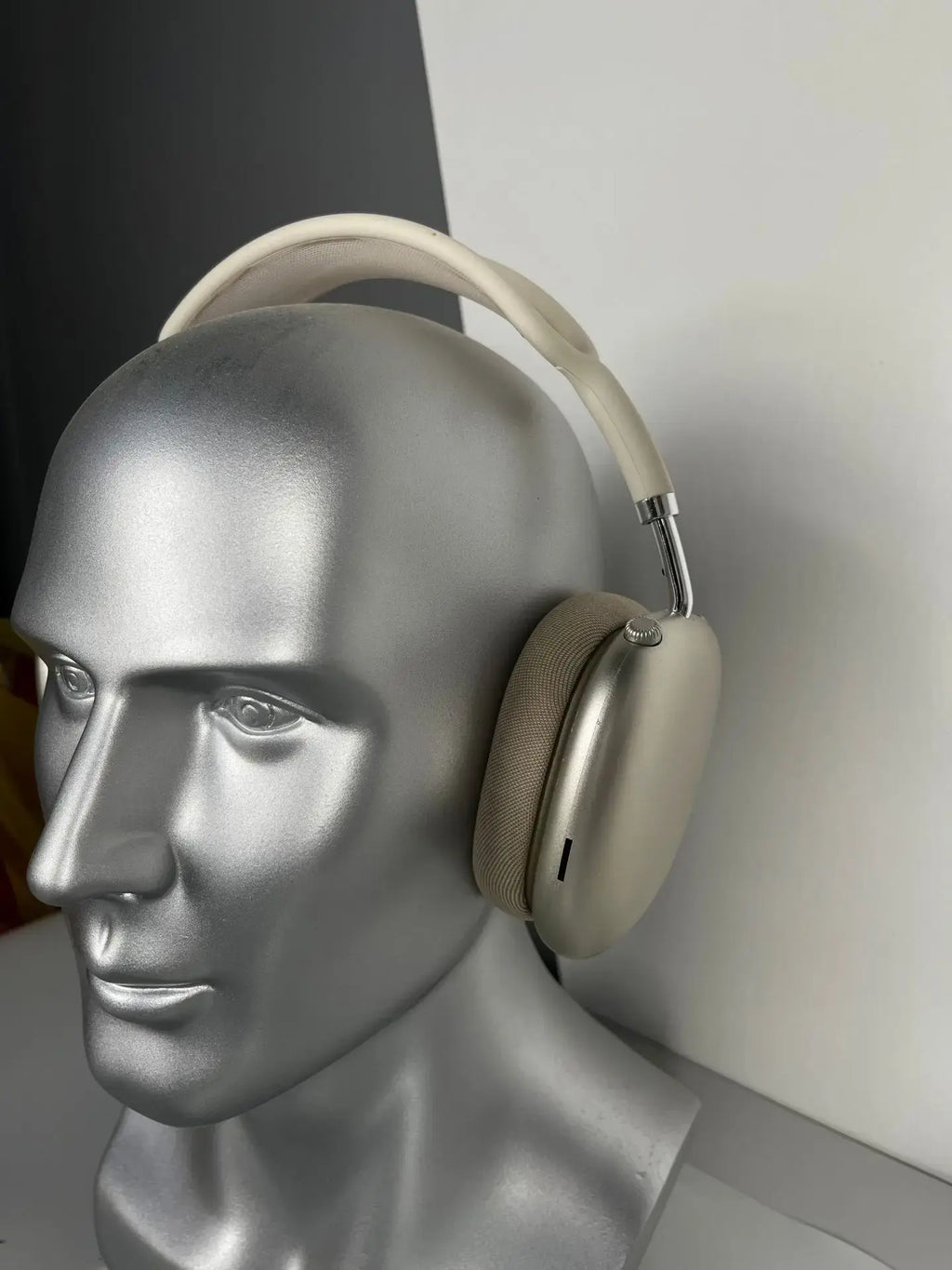 NEW MAXPRO5 Over-Ear Bluetooth Headphones, Ideal for Sports, Running, Fitness, Parties & Gift Giving